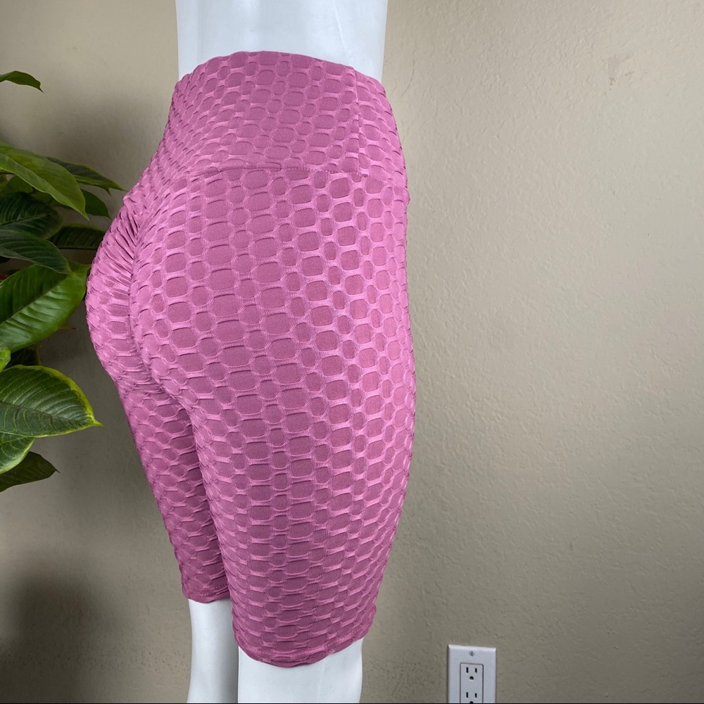 Active Wear Honeycomb Textured Bike Shorts - Picture 5 of 8